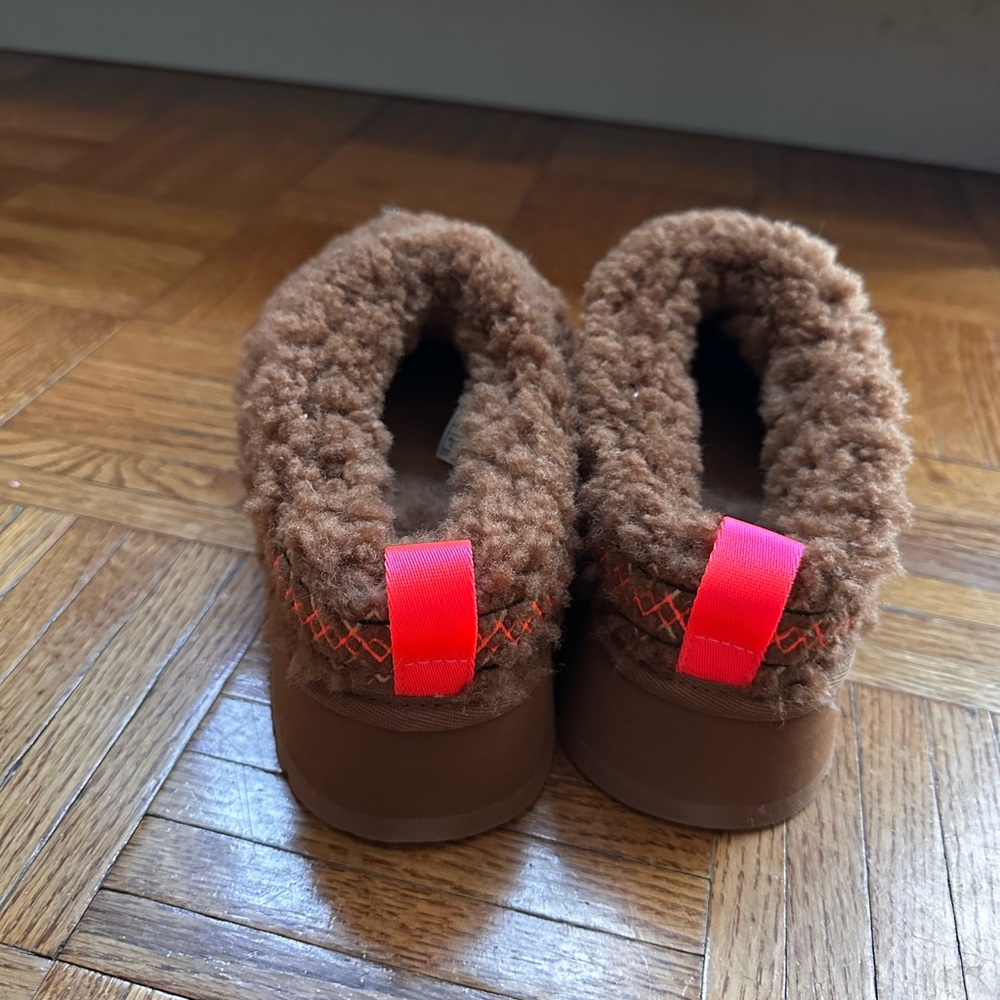 Tazz UGG braid RARE COLOR - Picture 2 of 5